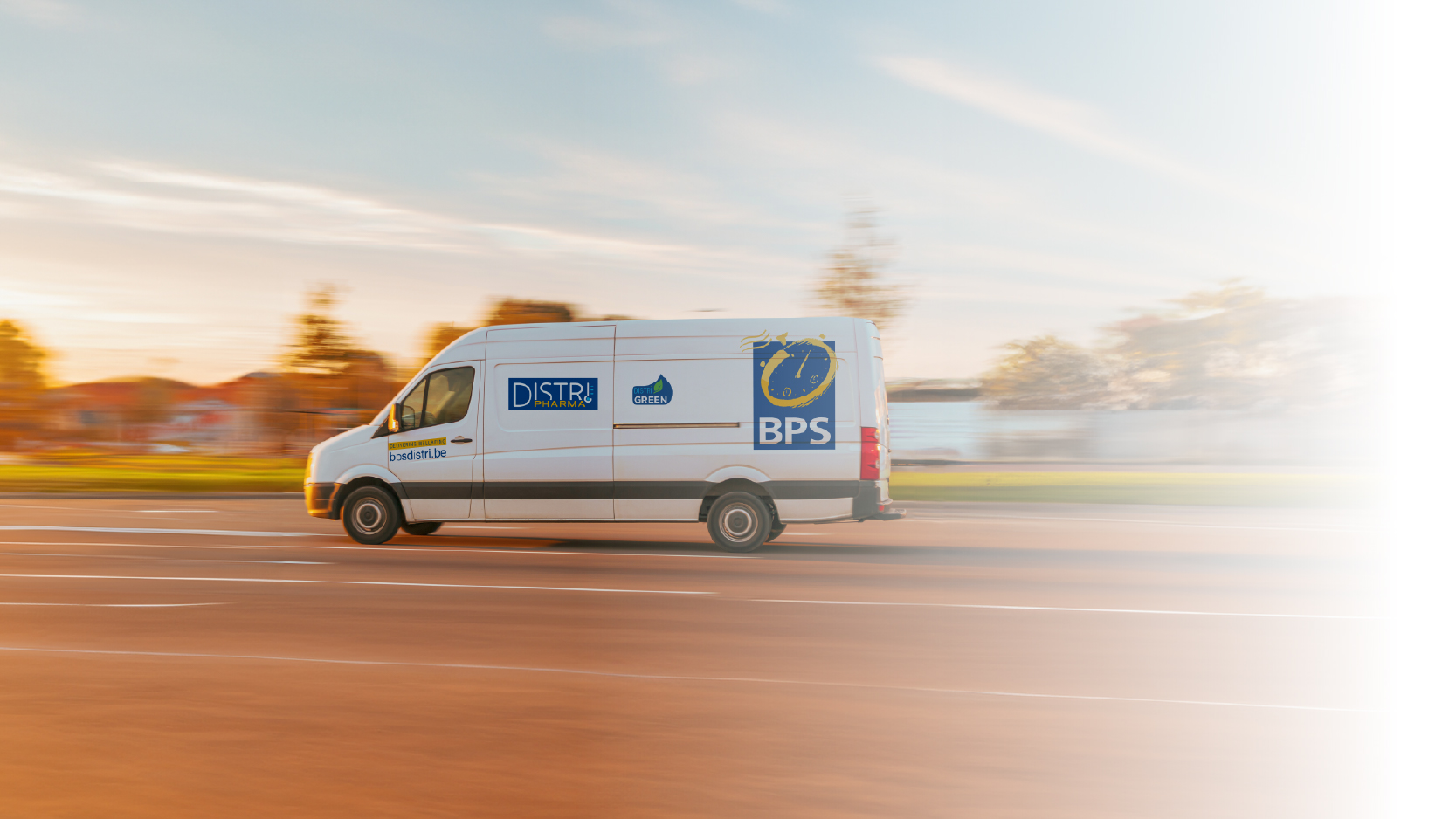 <h2 style="color: #fe5000;">Welcome toNACEX!<br></h2>
<h3 style="color: grey;">Manage your shipments with MY NACEX</h3> <h4 style="color: #fe5000;">Traceability and efficiency</h4>